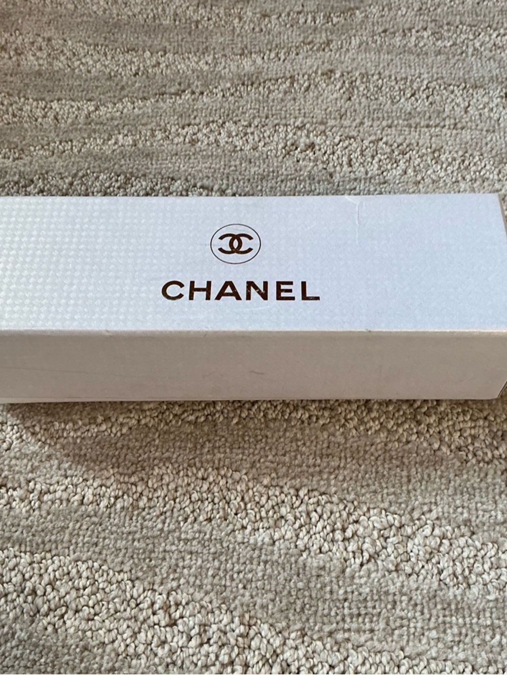 CHANEL Black and White Camellia Print Compact Car Umbrella - Picture 3 of 3